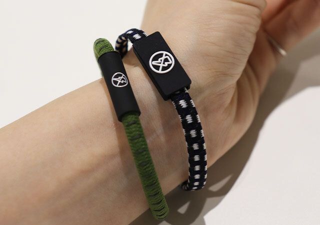 ダイソー 静電気軽減ブレスレット 装着