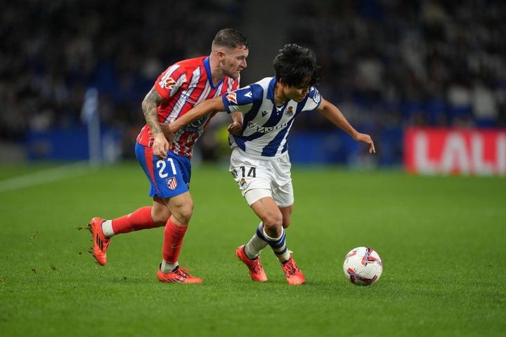 久保建英、世界的スーパースターよりも狙われていた…被ファウル数1位に