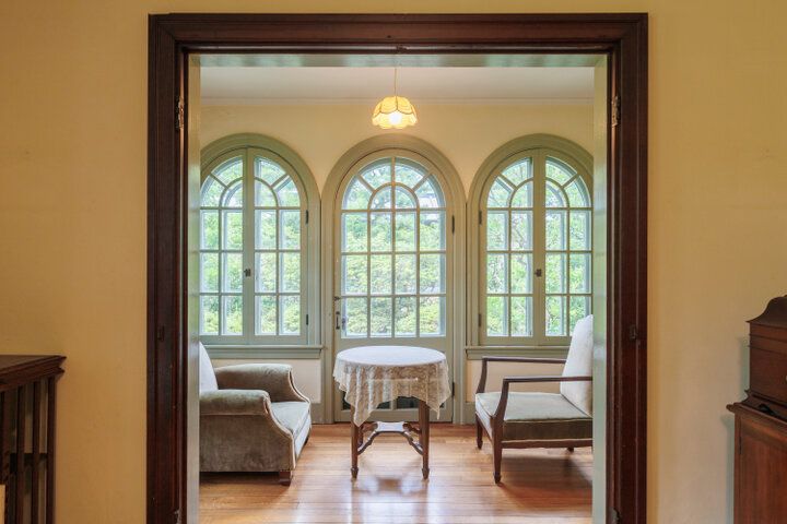 建築家・ヴォーリズが手がけた築100年の洋館「駒井家住宅」を訪ねて、京都の北白川へ