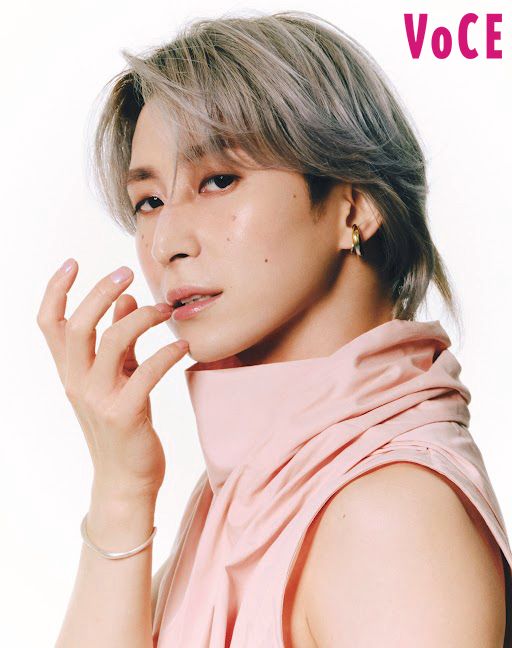 佐久間大介(Snow Man)、美容誌カバー初登場！ めくるめく表現力で魅せるNEW PINK