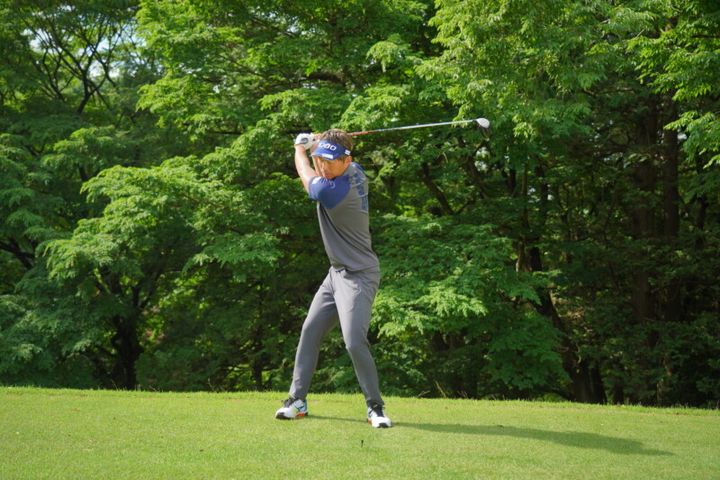 女子プロのフィニッシュから学ぶ！理想的なカタチは？