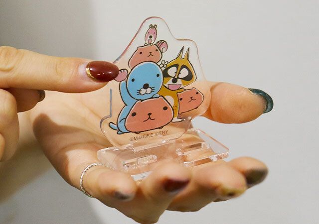 キャンドゥ アクリルスティック アクスタ ディスプレイ