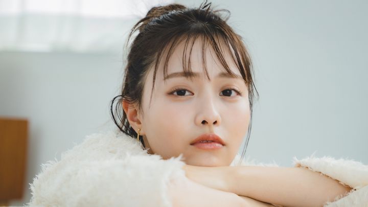 サッカー名門校出身の美女タレント、日本代表戦を観戦！「3回くらい全校応援行ったよねぇ、青春やったなぁ」