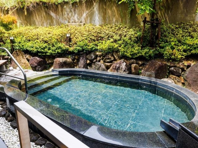 紅葉を眺められる絶景ホテル