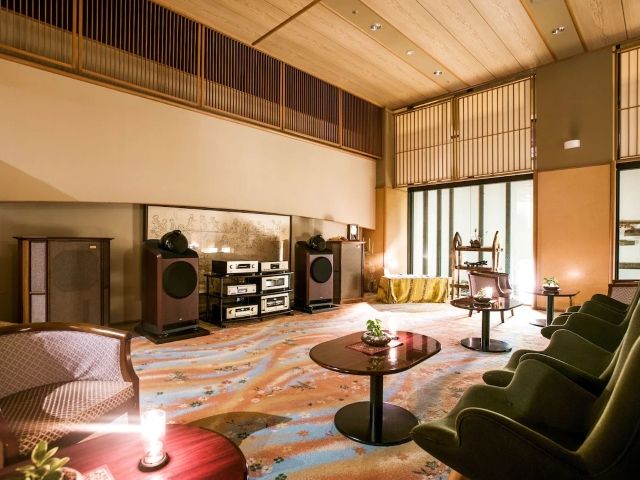 紅葉を眺められる絶景ホテル