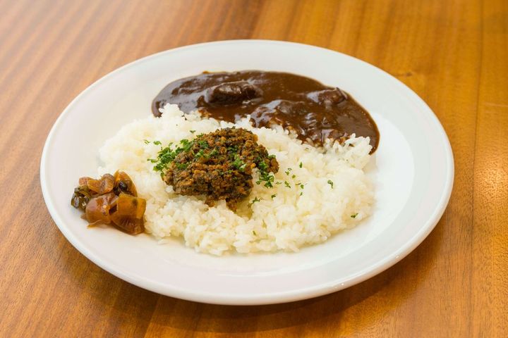 「パセリ＆ポロシリカレー」1300円