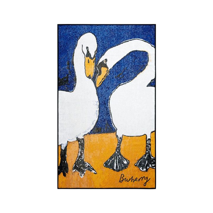 「スワン コットンタオル」 ￥92,400／BURBERRY（バーバリー・ジャパン）