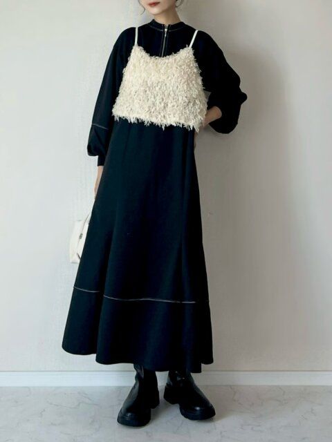 黒ワンピースコーデ1