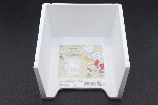 ダイソーの積み重ねマルチラック01 ホワイトのパッケージ