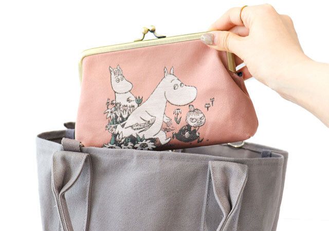 宝島社リンネル12月号増刊のムーミンのガマ口ポーチ6