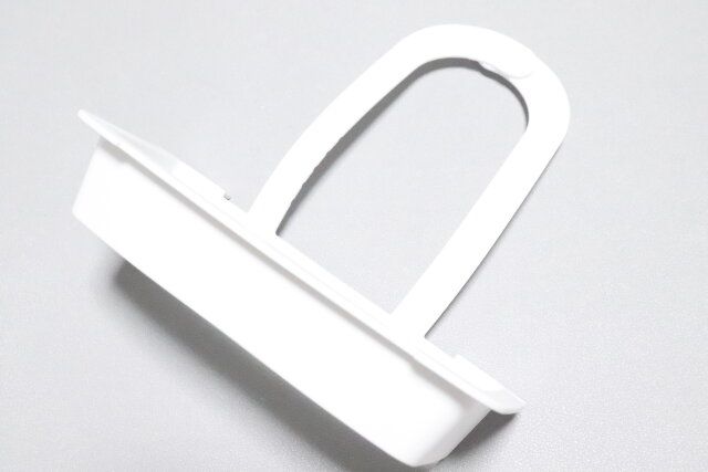 ダイソーの蛇口に掛ける水切りネットホルダー2