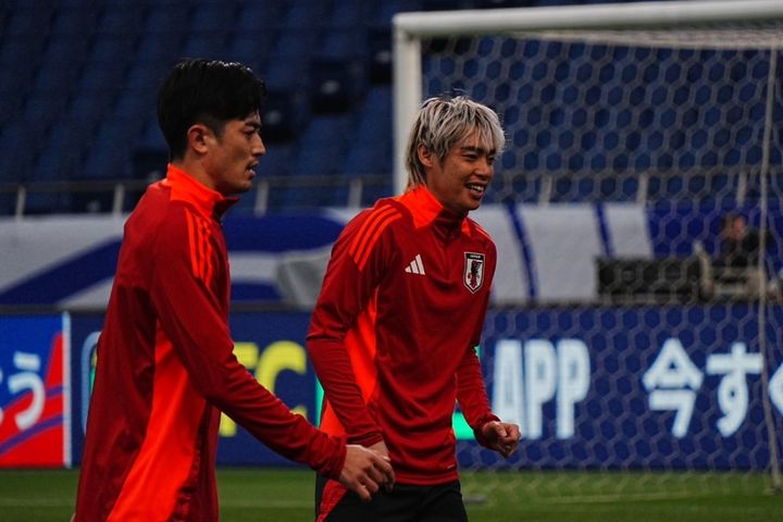 日本代表のイナズマ、FW伊東純也！Qoly編集部が代表練習取材で撮影したスピードスターの写真を公開