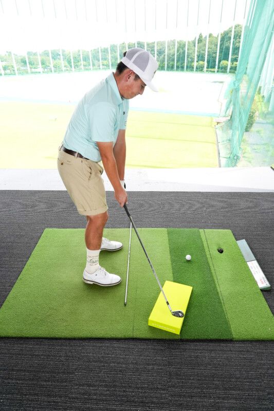 アイアンの飛距離を劇的に伸ばすテク！「インサイドアタック」とは…？