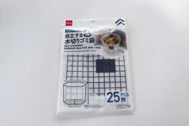 ダイソー 自立する水切りゴミ袋（ミニ、25枚） パッケージ