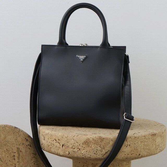 THE SCAPE OF GREEN 2WAYで使える! 収納上手ながま口ショルダーバッグ BOOK