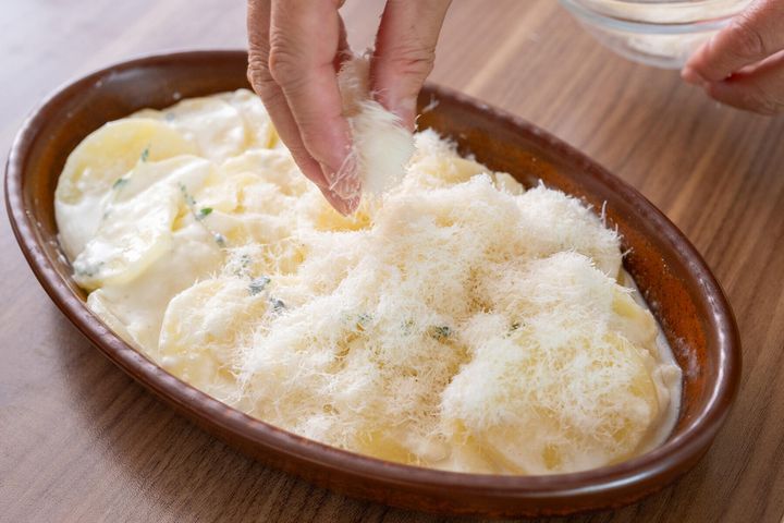 パルミジャーノをのせる