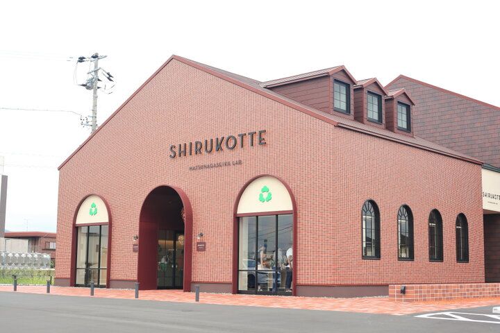 名古屋名物「しるこサンド」がかわいく進化。カフェで出来立てスイーツも楽しめるファクトリーショップ「SHIRUKOTTE」