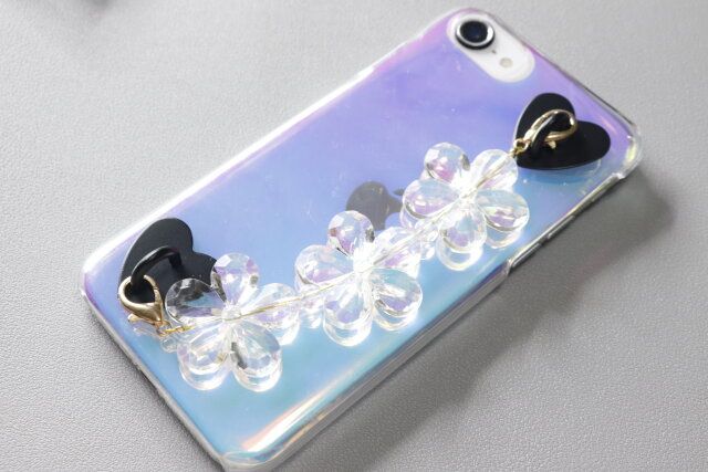 ダイソーのスマートフォン ハンドチェーン5