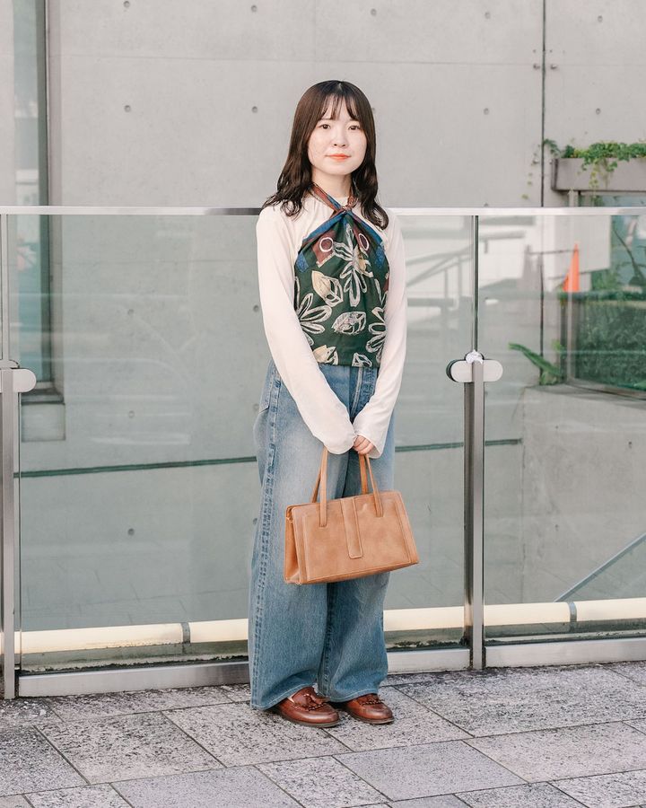 センス溢れる“秋デニム”スタイル5選。ゆったりシルエットやレイヤード活用が今っぽい【TOKYO SNAP】