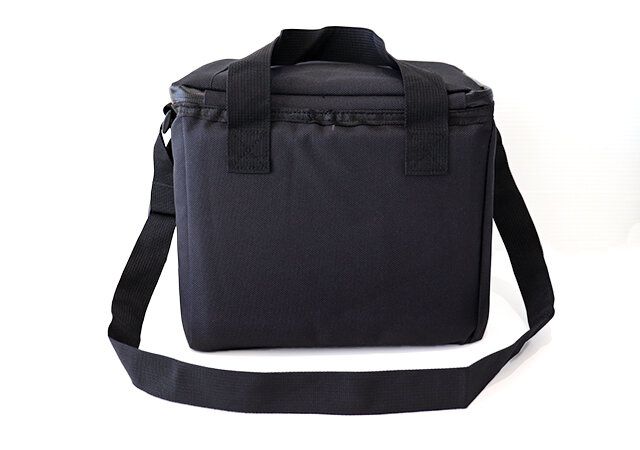 ミッキーデザインの超保冷バッグの背面デザイン