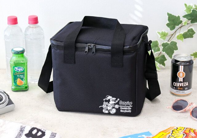 見た目も実用性も兼ね備えた保冷バッグ