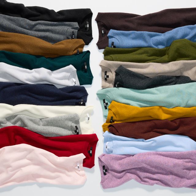 20色のカシミヤクルーネックセーター