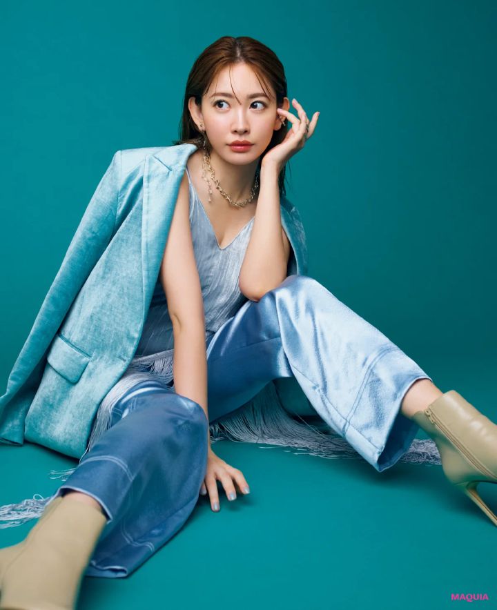 旅が多い小嶋陽菜さんの必需品。乾燥しがちなヨーロッパに持参