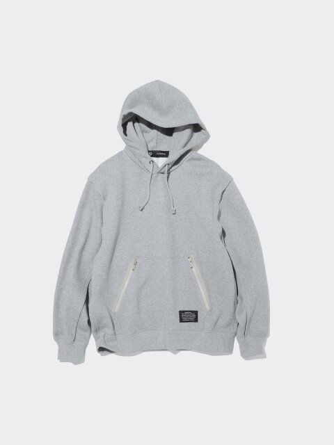GUとUNDERCOVERコラボのヘビーウェイトスウェットパーカ