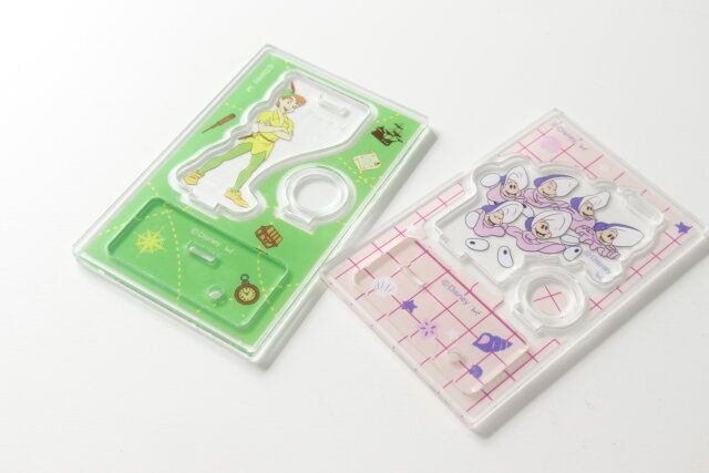 セリア アクリルペンスタンド