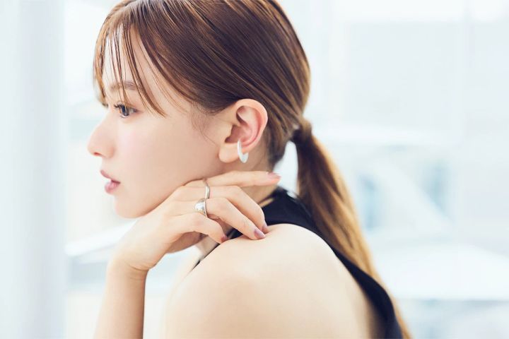 『山本舞香さんと人気ヘアメイクアーティスト北原 果さんが提案！ メイクムードが加速する2024秋冬最旬LOOK』 vol.1