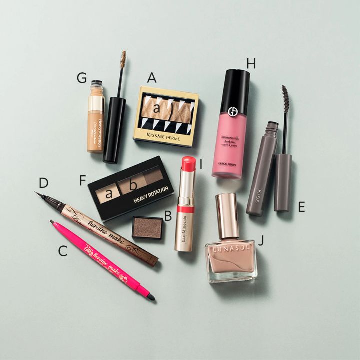 山本舞香のBeauty Script 山本舞香 2024秋冬トレンドメイク厳選コスメはこれ！