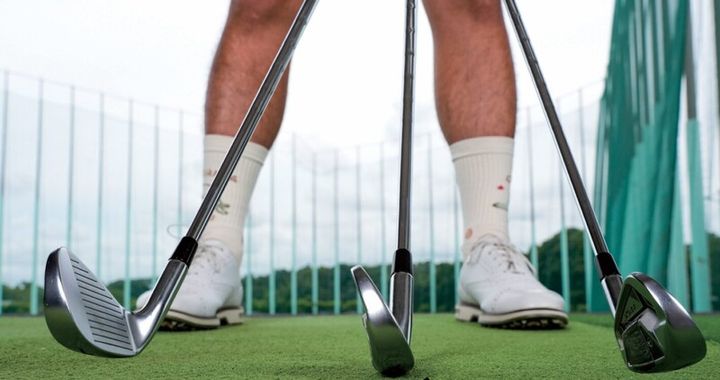 飛距離が出るアドレスはどっち…？飛んで止まる弾道の作り方を解説