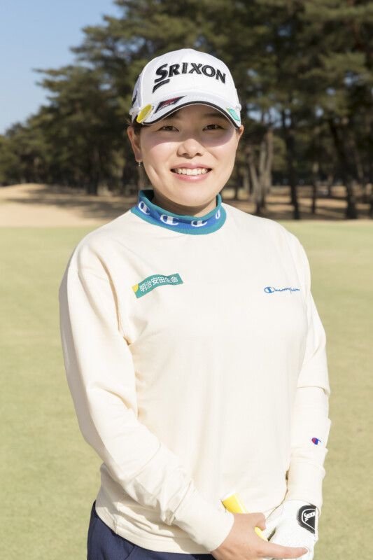 スイングの軸ブレを防ぐには？絶対に“首の付け根”を動かさない