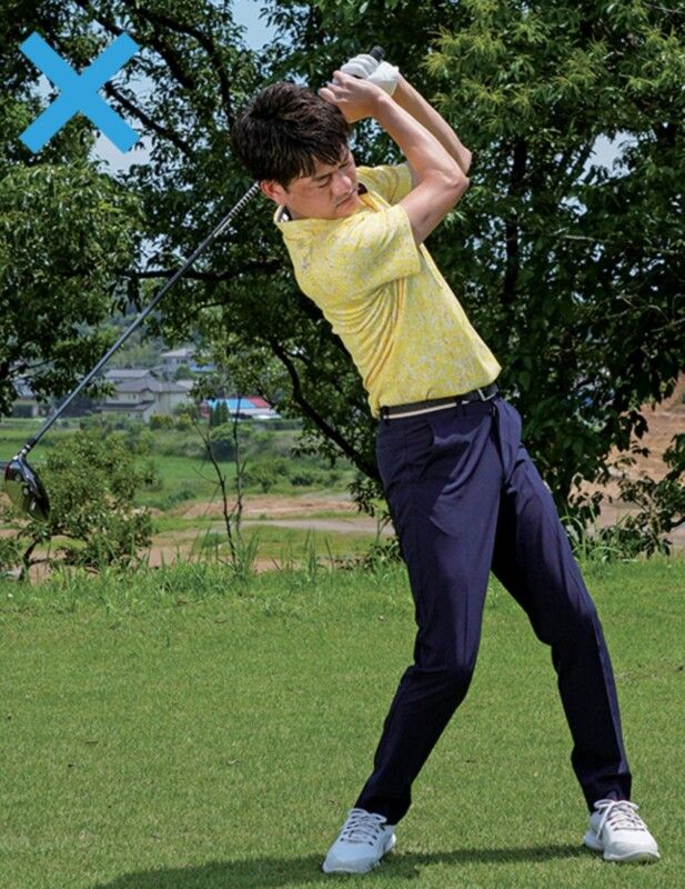 スイングの軸ブレを防ぐには？絶対に“首の付け根”を動かさない