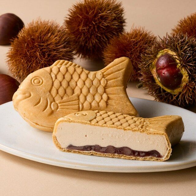 シャトレーゼ 秋限定スイーツ 和菓子アイス たい焼き最中 イタリア産焼き栗 しっぽまであん 1個