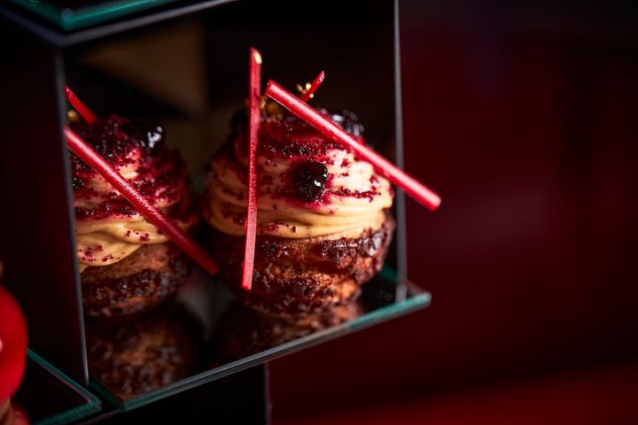 カシスマロン シュークリーム