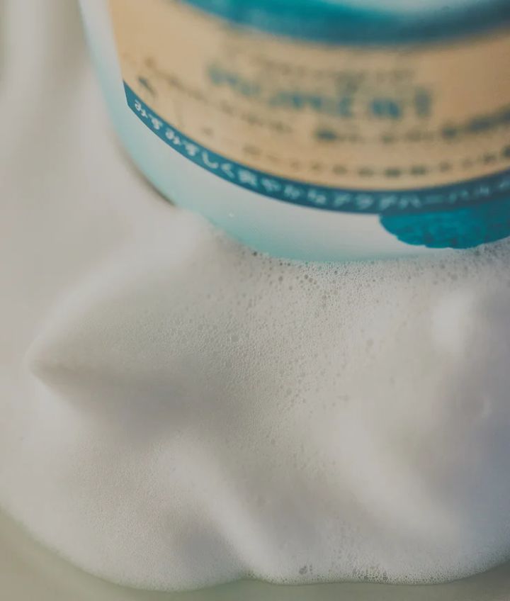 香り クナイプ 泡ボディウォッシュ ピースフルモーメント アクアハーバルの香り