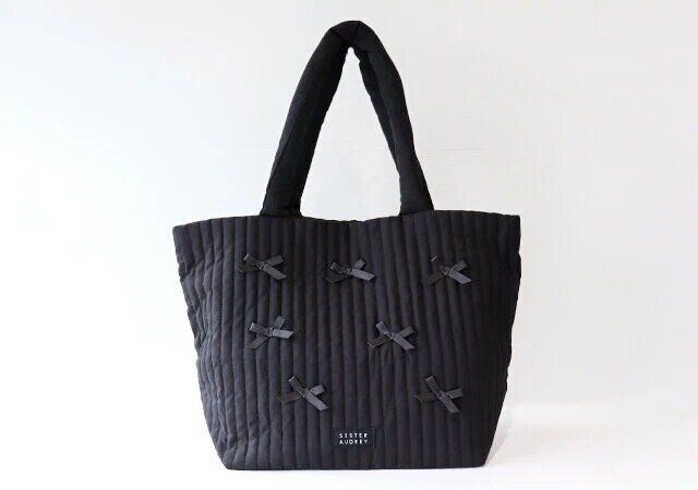 SISTER AUDREY [シスターオードリー] リボンたっぷり！軽くておしゃれなキルティングトートバッグ