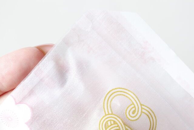 セリア 御守りギフトバッグ5P マチ有り 推し 素材感