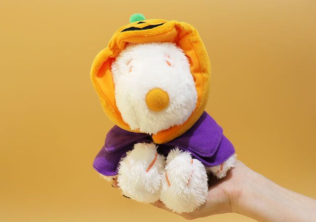 パンプキンの仮装が可愛いスヌーピーのポーチ