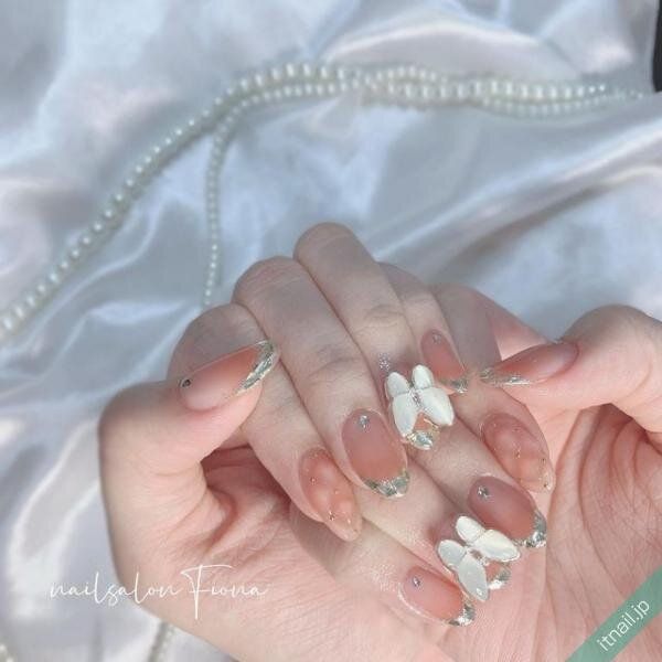 Fionaが投稿したネイルデザイン [photoid:I0119829] via Itnail Design (741674)