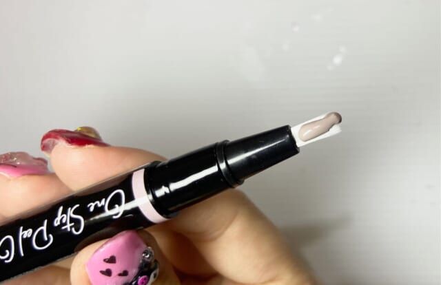 キャンドゥ パルPワンステップピールオフジェル 筆部分