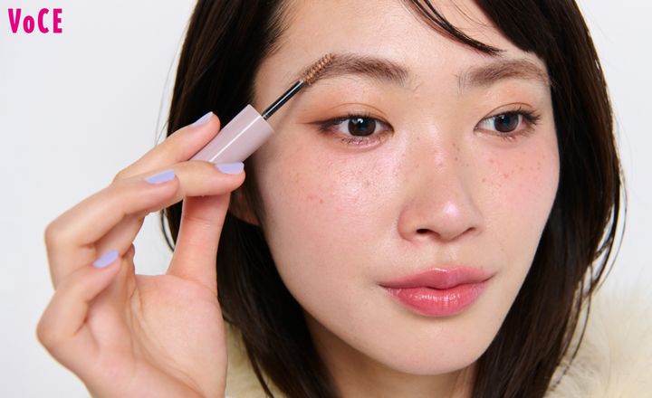 【2】 マスカラ→ペンシルで自然な薄眉に