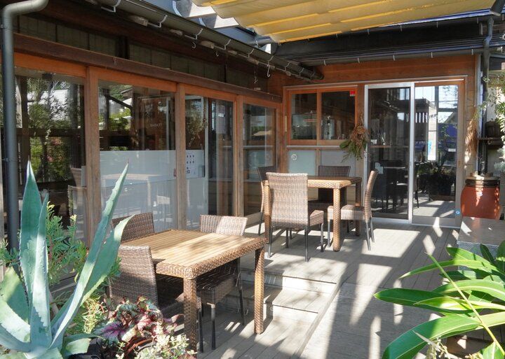 海と山に囲まれた葉山でリトリート♪自家栽培したハーブのお茶とランチでくつろぐ「風早茶房」