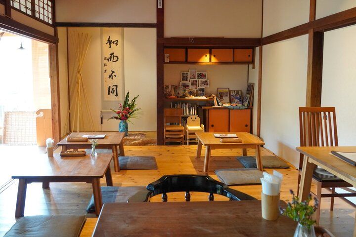 海と山に囲まれた葉山でリトリート♪自家栽培したハーブのお茶とランチでくつろぐ「風早茶房」