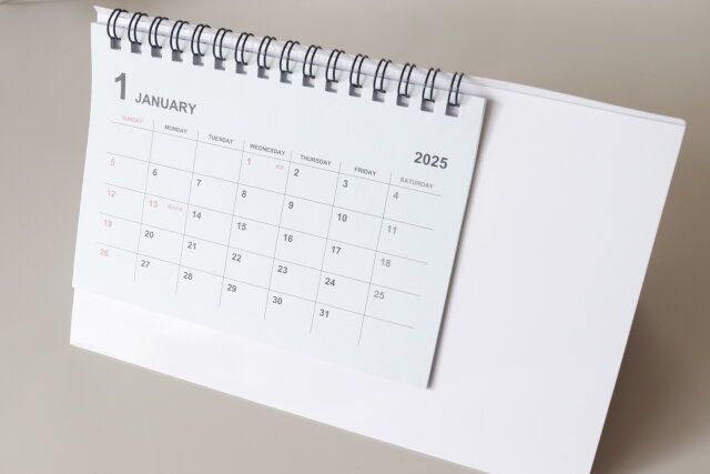 ダイソーのおすすめ卓上リングカレンダー（ホワイトボードメモ）