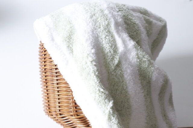 ダイソーのヘアターバンタオルの使い方1