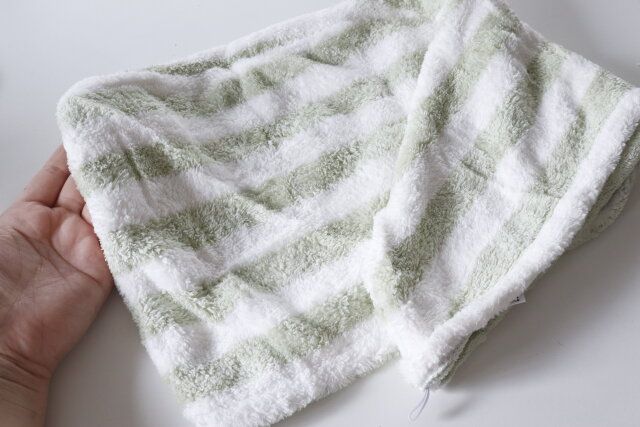 ダイソーのヘアターバンタオル