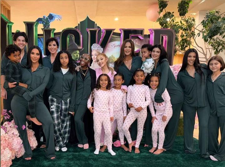 画像: 『ウィキッド ふたりの魔女』をひと足先にカーダシアン家が鑑賞