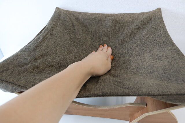 ダイソー 組立式ペット用ハンモック 完成例